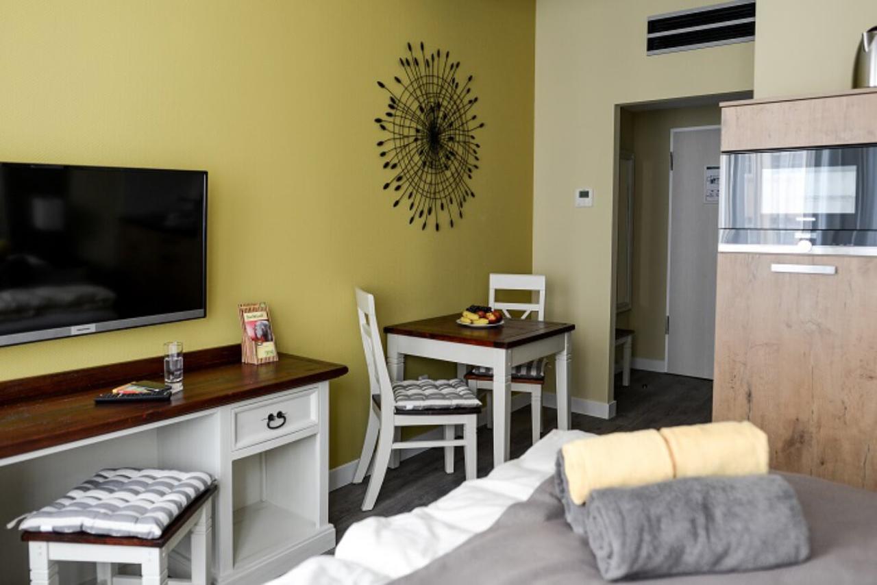 Hausner'S Hotel- Studio Apartments Altenstadt an der Waldnaab Εξωτερικό φωτογραφία